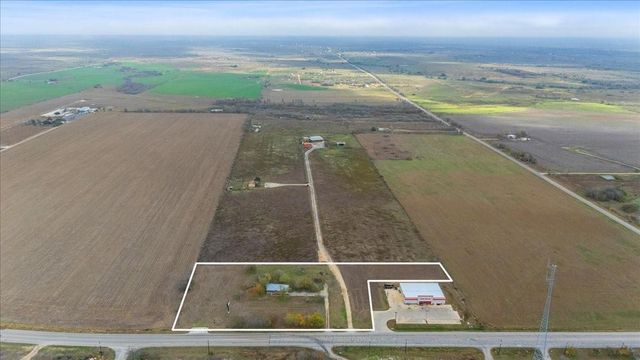9270 San Marcos Highway, Fentress, TX 78622