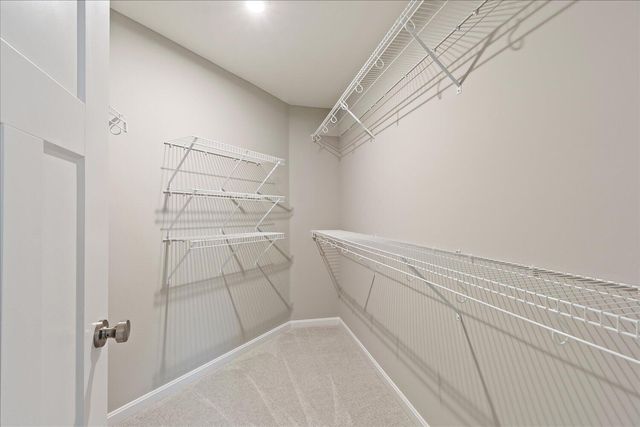 566 Foxhill Drive, 12-302, Crescent Springs, KY 41017