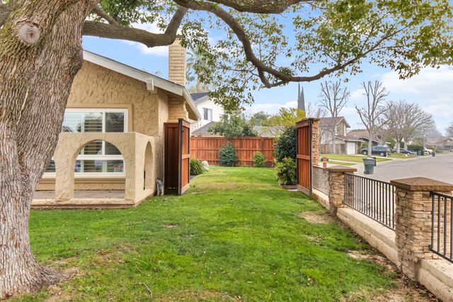 5200 Vista Del Oro Way, Fair Oaks, CA 95628