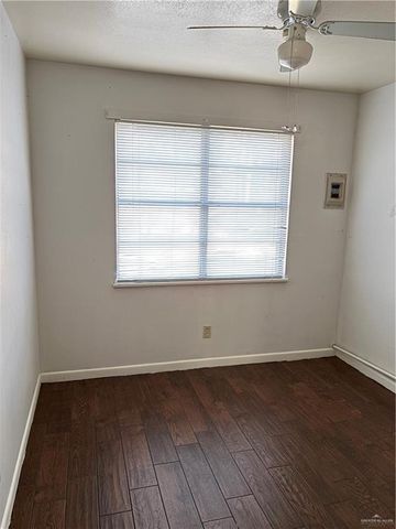 1805 N Cummings Avenue, Mission, TX 78572