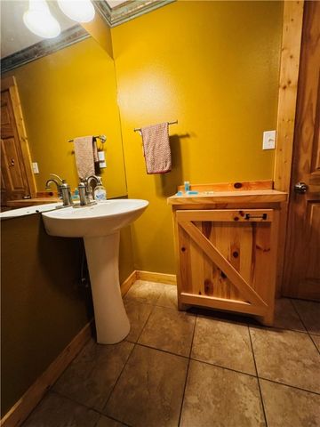 8175 AR 43 Highway, Compton, AR 72624