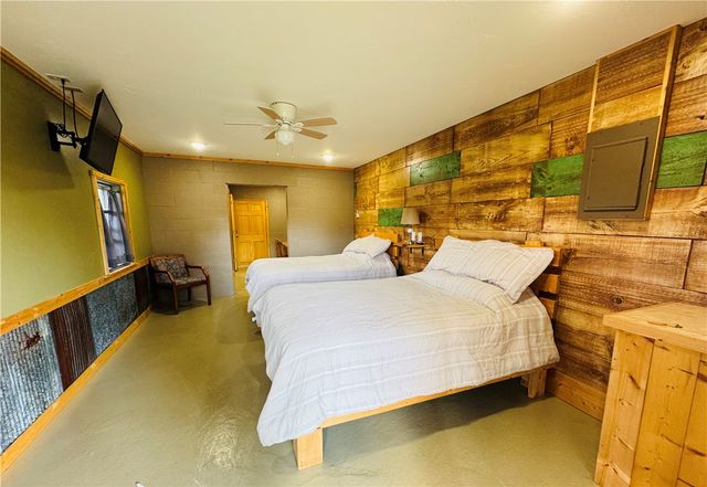 8175 AR 43 Highway, Compton, AR 72624