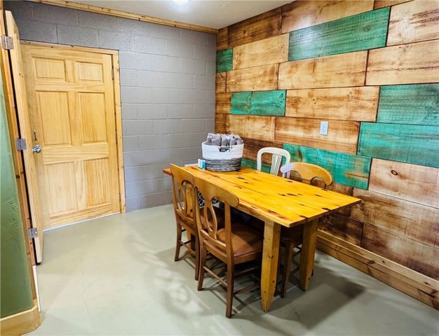 8175 AR 43 Highway, Compton, AR 72624