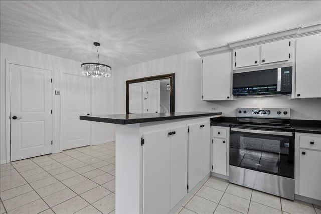 406 4th Terrace, Palm Beach Gardens, FL 33418