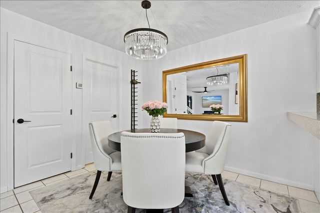 406 4th Terrace, Palm Beach Gardens, FL 33418