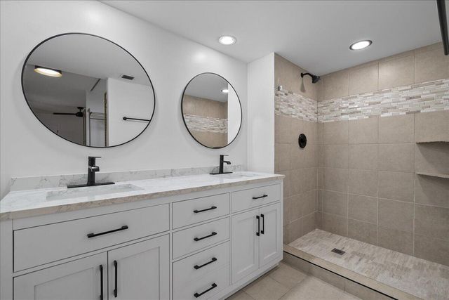 406 4th Terrace, Palm Beach Gardens, FL 33418