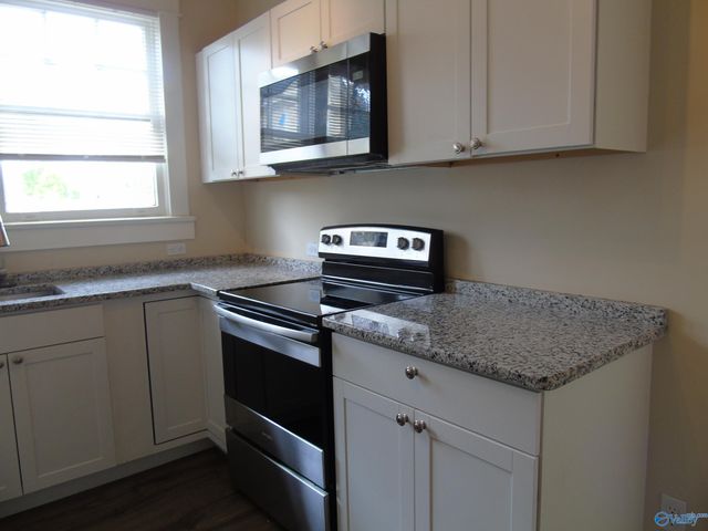 207 Lincoln Street G, Huntsville, AL 35801