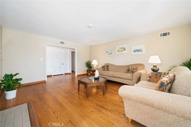 2888 Via De La Guerra, Palos Verdes Estates, CA 90274