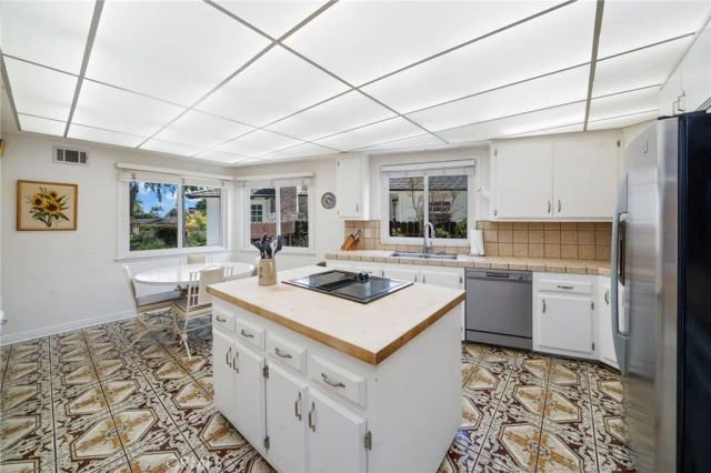 2888 Via De La Guerra, Palos Verdes Estates, CA 90274