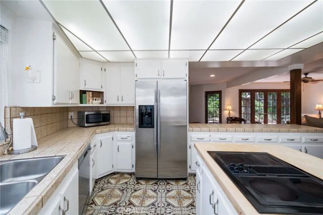 2888 Via De La Guerra, Palos Verdes Estates, CA 90274