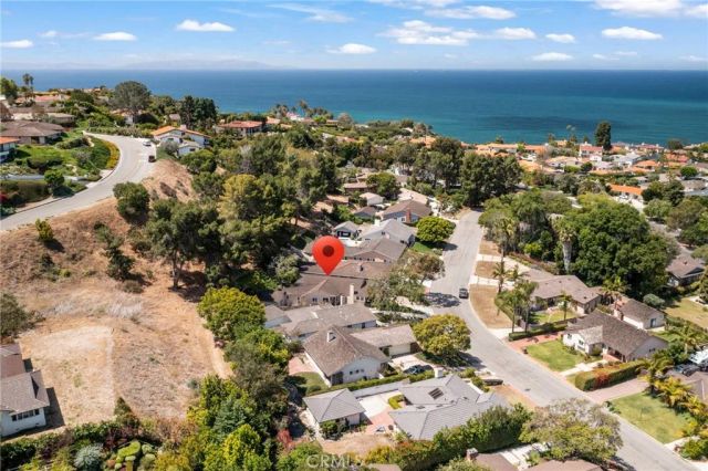 2888 Via De La Guerra, Palos Verdes Estates, CA 90274