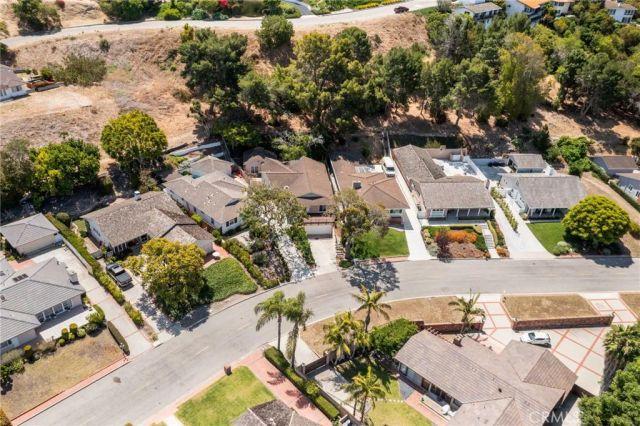 2888 Via De La Guerra, Palos Verdes Estates, CA 90274