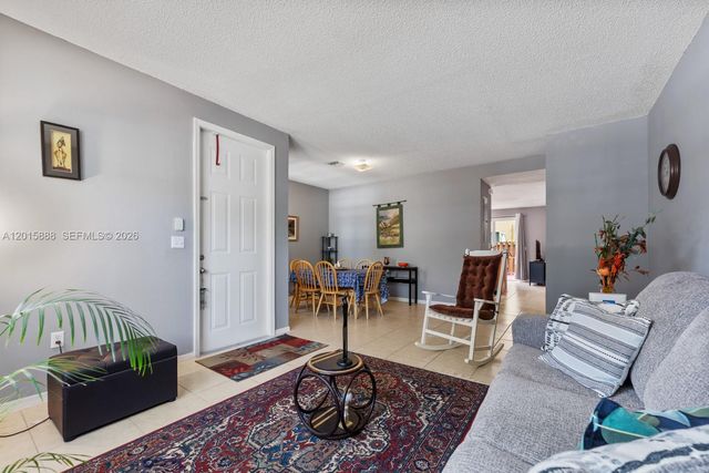934 NE 42nd Terrace, Homestead, FL 33033