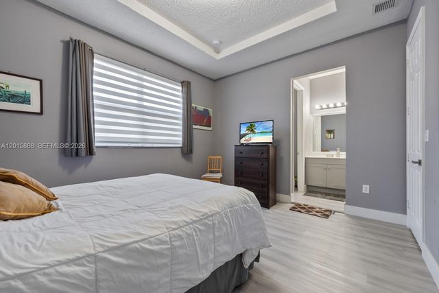 934 NE 42nd Terrace, Homestead, FL 33033