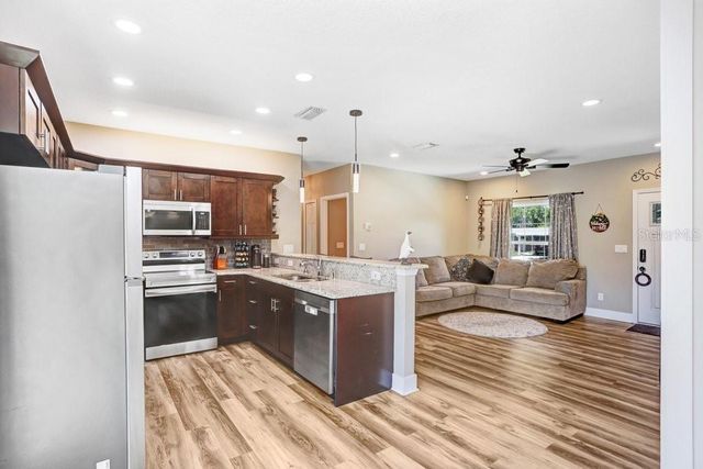 618 OAK RIDGE DRIVE, Brandon, FL 33510