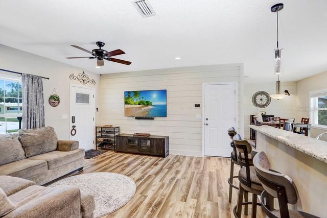 618 OAK RIDGE DRIVE, Brandon, FL 33510