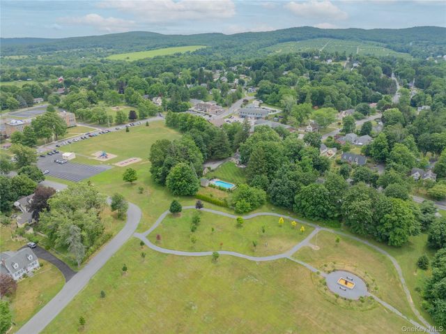 57 Galloway Road, Warwick, NY 10990