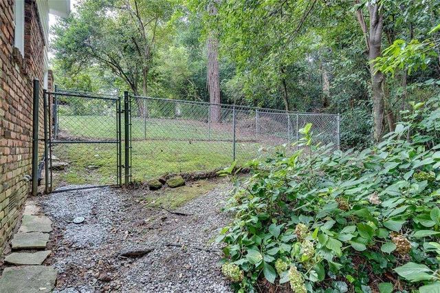 799 MARSTEVAN Drive 799 AND 801, Atlanta, GA 30306