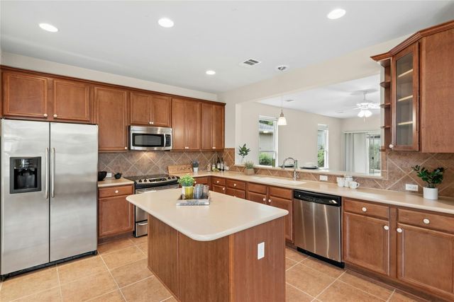 202 Palmetto DR, Georgetown, TX 78633