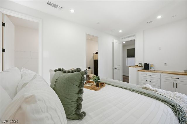 1424 Nocturnal Flight Street, Las Vegas, NV 89138