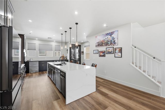 1424 Nocturnal Flight Street, Las Vegas, NV 89138