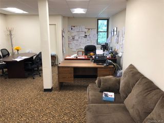 33 Great Neck Road, Great Neck, NY 11021