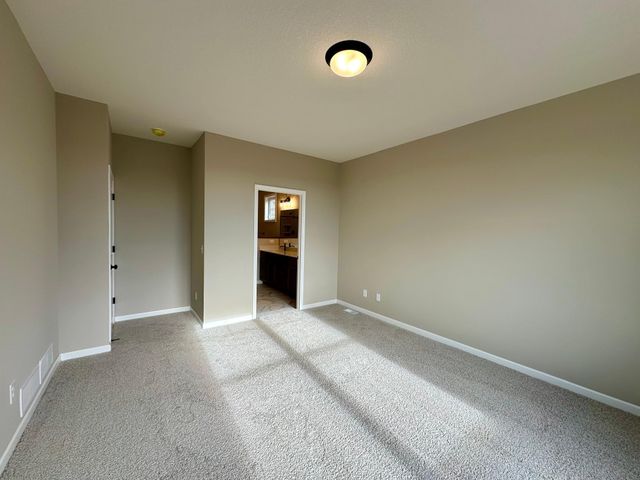 20045 Glarus Lane, Lakeville, MN 55044