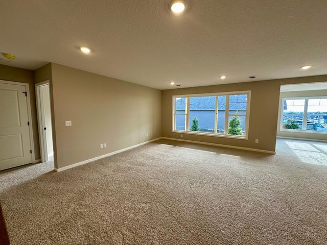 20045 Glarus Lane, Lakeville, MN 55044