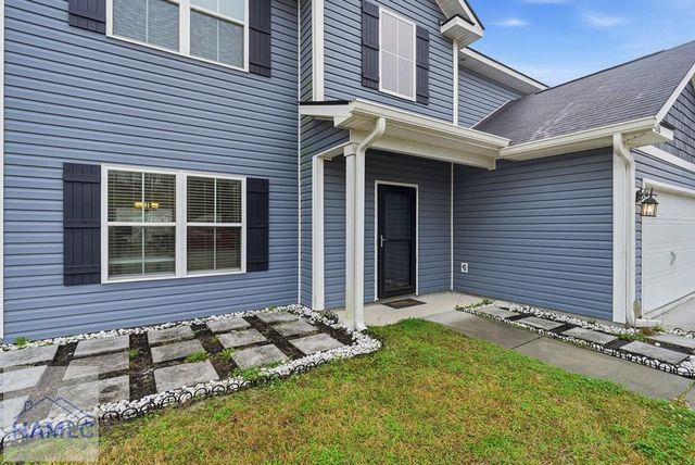 878 Fairview Drive NE, Hinesville, GA 31313