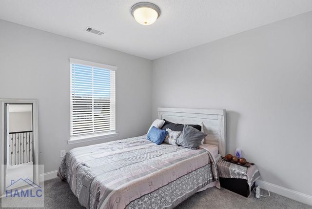 878 Fairview Drive NE, Hinesville, GA 31313