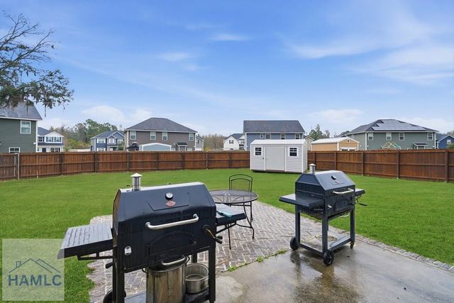 878 Fairview Drive NE, Hinesville, GA 31313