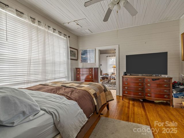 139 Clarkson Lane, Tryon, NC 28782