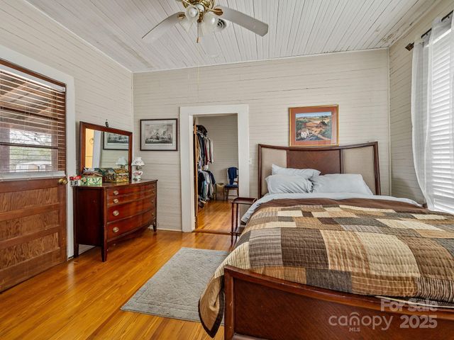 139 Clarkson Lane, Tryon, NC 28782