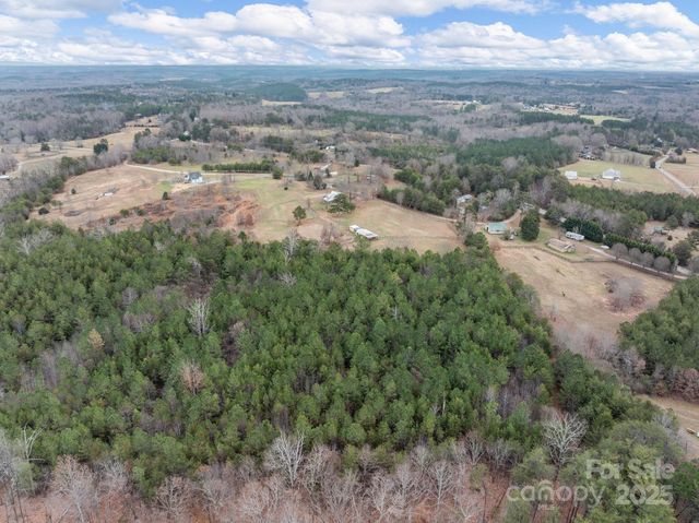 139 Clarkson Lane, Tryon, NC 28782