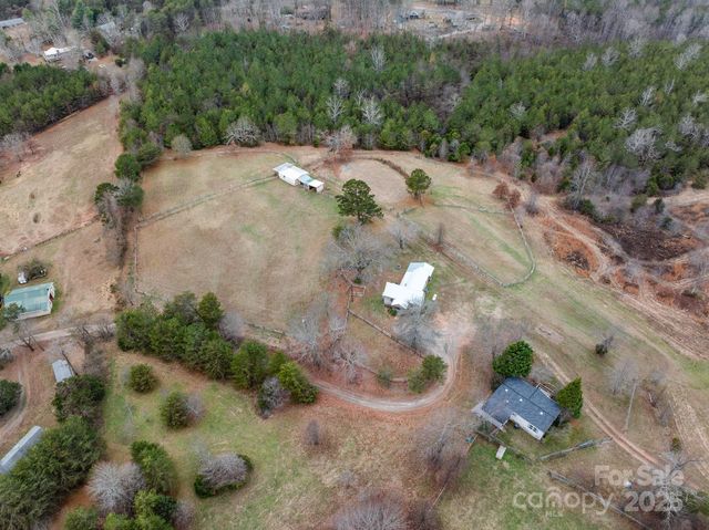 139 Clarkson Lane, Tryon, NC 28782