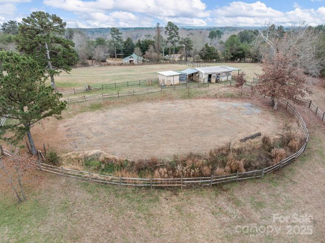 139 Clarkson Lane, Tryon, NC 28782