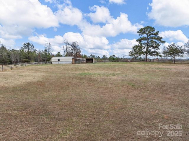 139 Clarkson Lane, Tryon, NC 28782