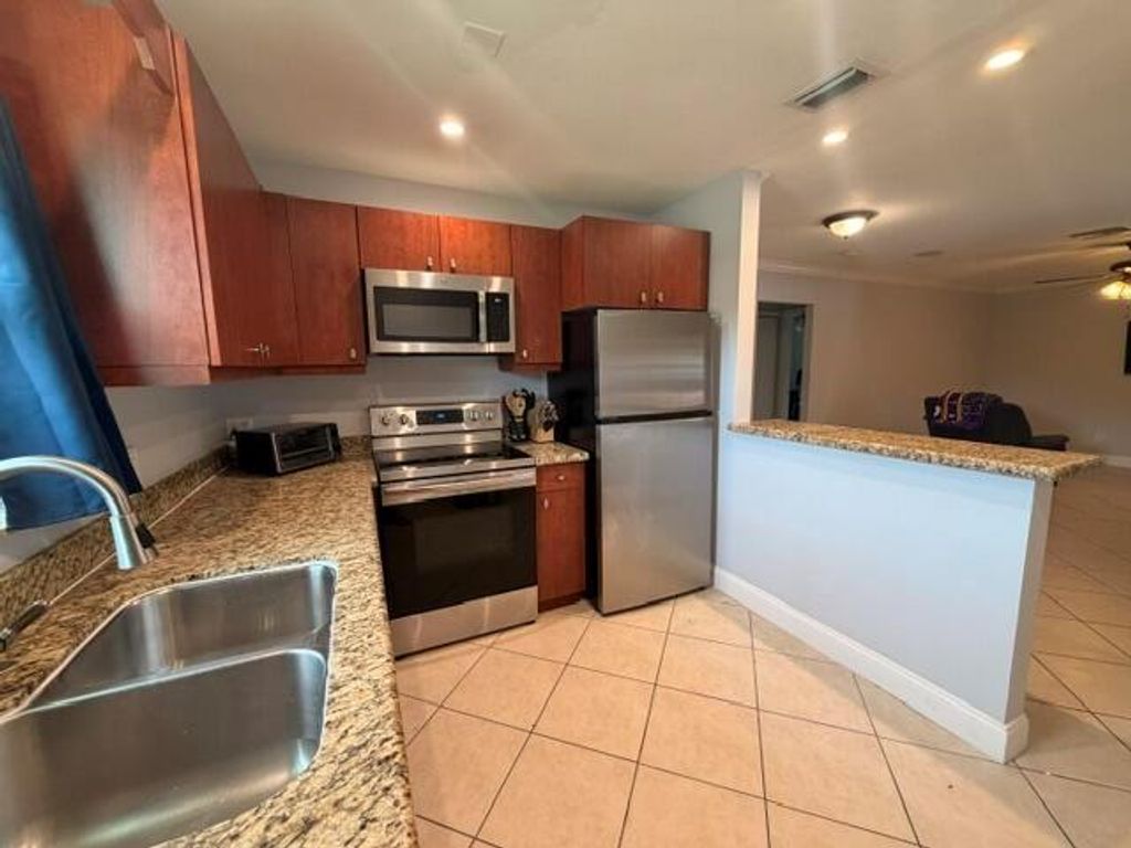 1983 Juno Road, North Palm Beach, FL 33408
