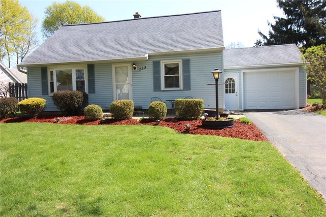258 Pepperidge Drive, Greece, NY 14626