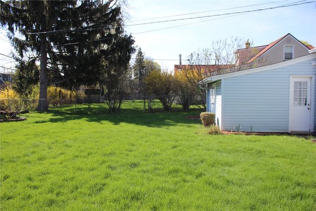 258 Pepperidge Drive, Greece, NY 14626