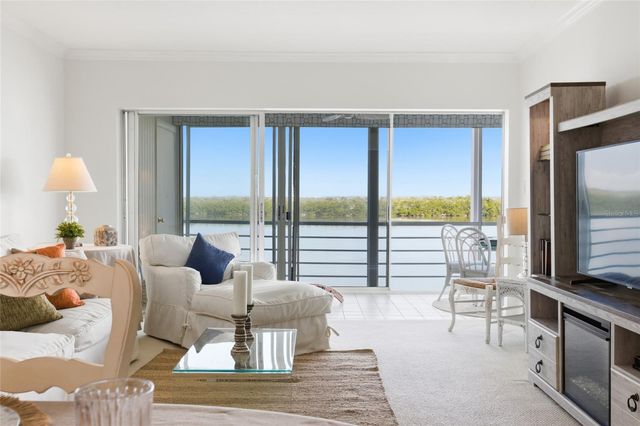 4420 EXETER DRIVE 303, Longboat Key, FL 34228