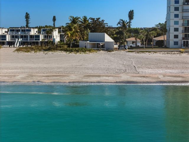 4420 EXETER DRIVE 303, Longboat Key, FL 34228