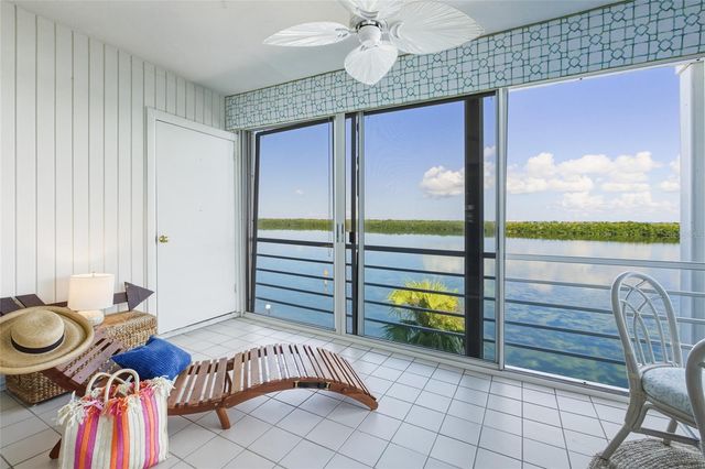 4420 EXETER DRIVE 303, Longboat Key, FL 34228
