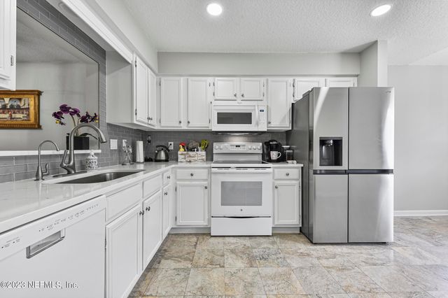 9126 TREVI Circle W, Jacksonville, FL 32257