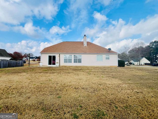 19 Meadow Crest Court, Powder Springs, GA 30127