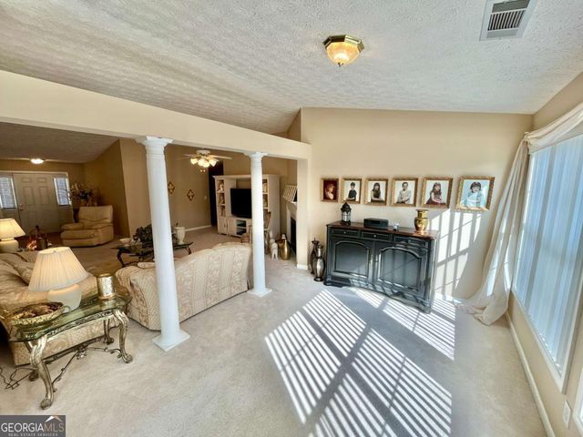 19 Meadow Crest Court, Powder Springs, GA 30127