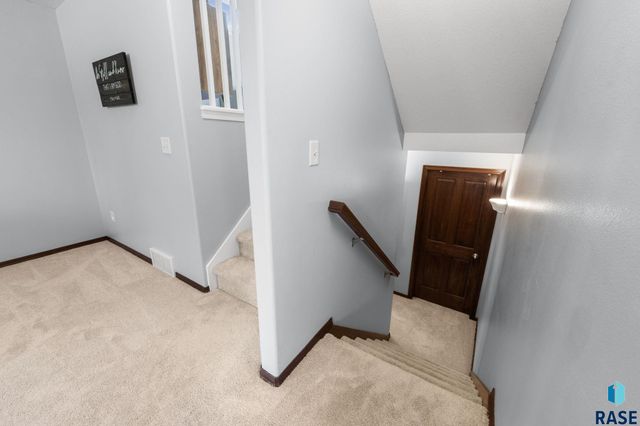 3709 W 90th St Street, Sioux Falls, SD 57108