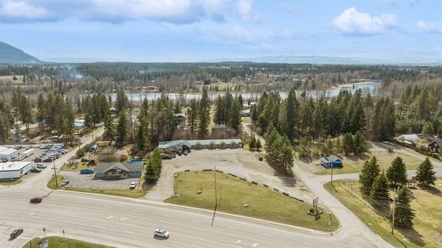 230 US Highway 2 E, Columbia Falls, MT 59912