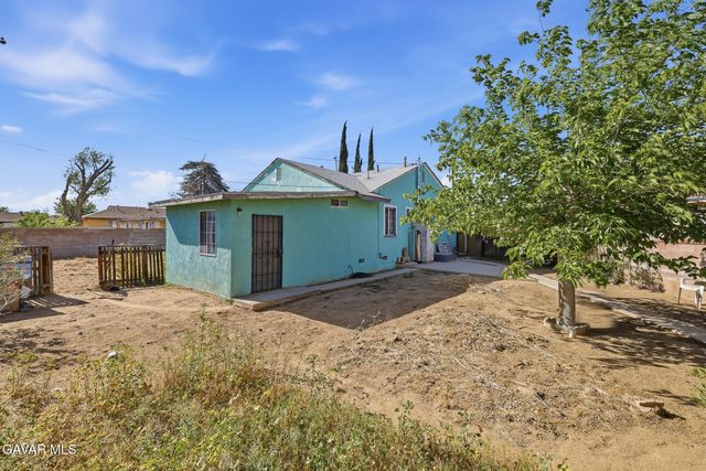 1620 E Avenue Q10, Palmdale, CA 93550