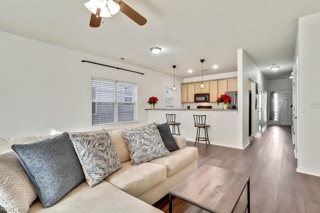 1022 Hill ST, Chesapeake, VA 23324